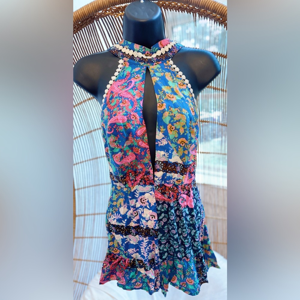 Here Comes the Sun Choker Neckline Women Blue Romper Size Small NWT